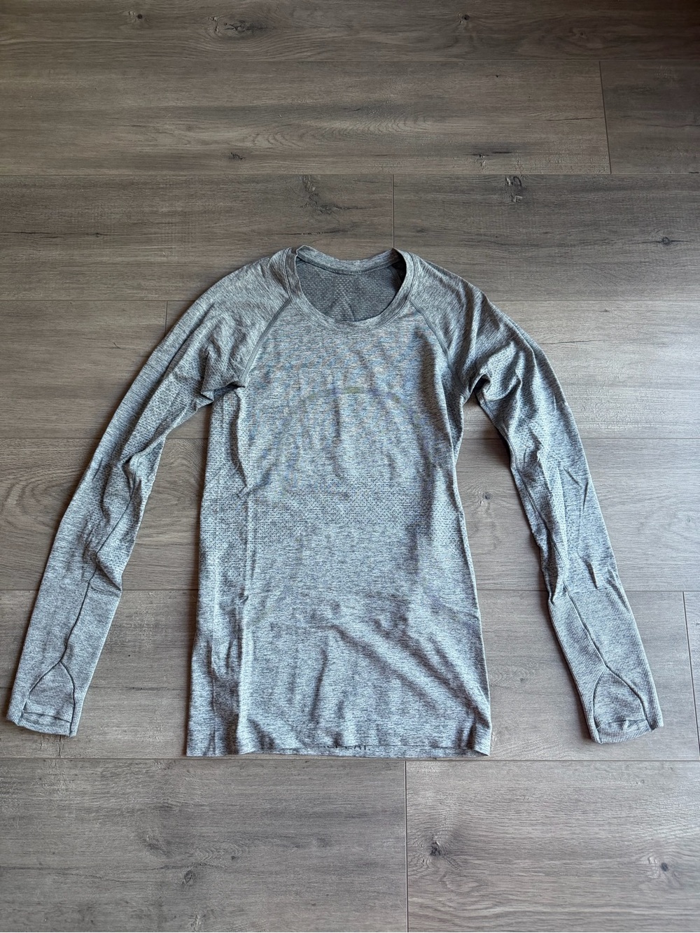 Lululemon Heathered Gray Long Sleeve Swiftly - size 4